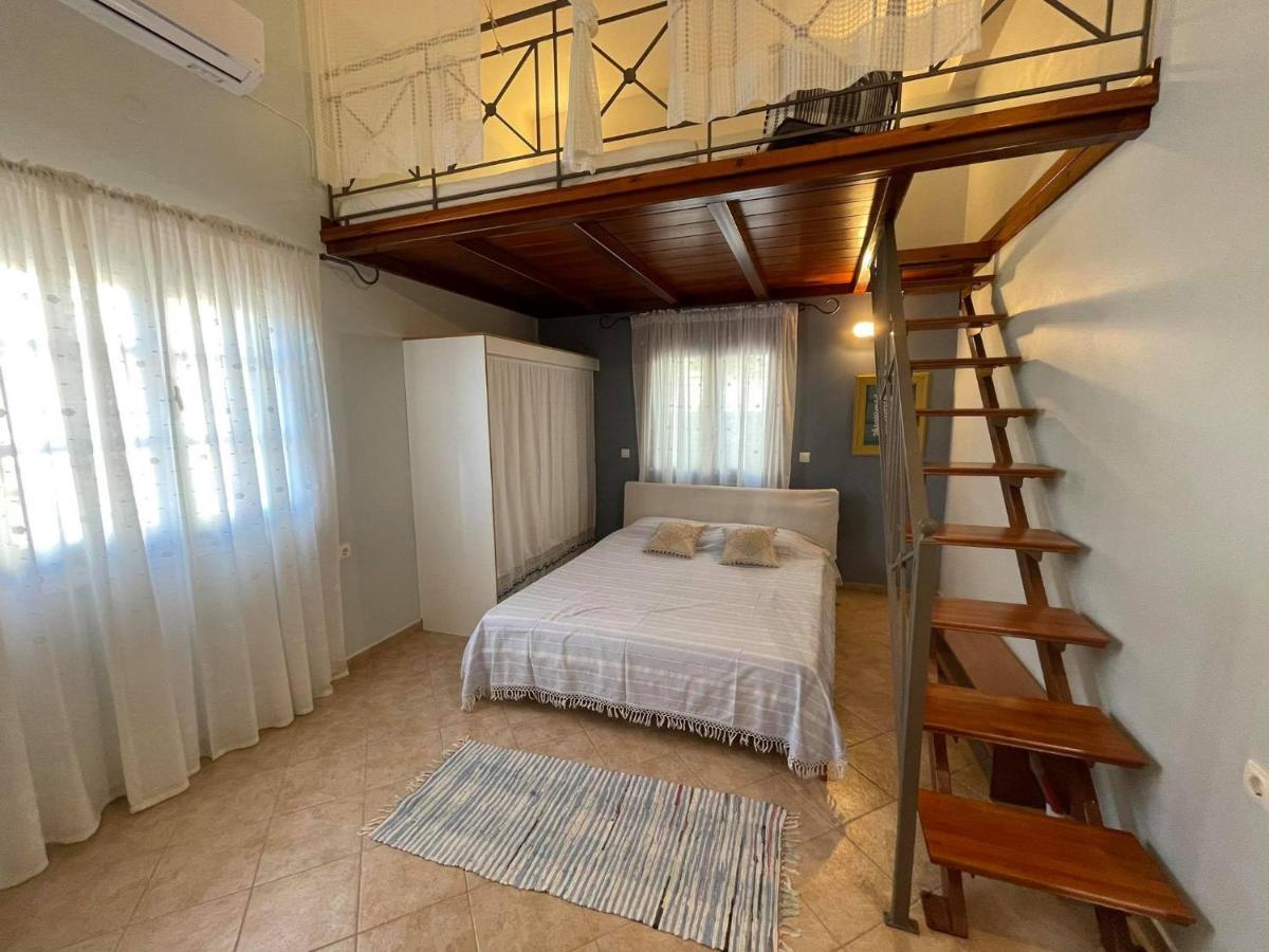Villa Next To The Sea!! Myrties Bagian luar foto