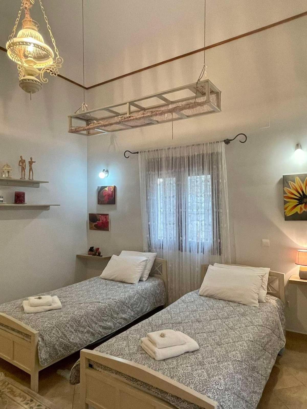 Villa Next To The Sea!! Myrties Bagian luar foto